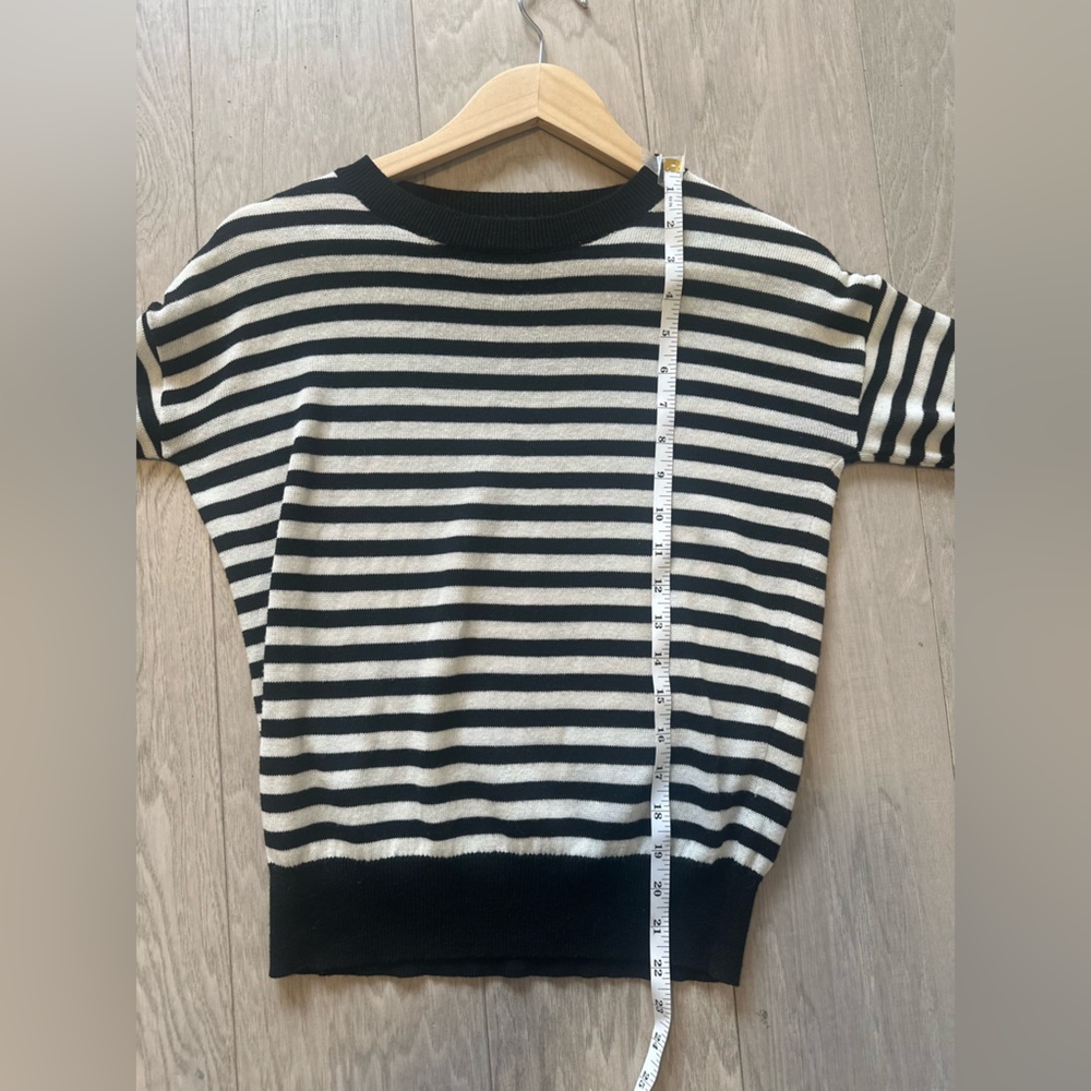 House of Harlow 1960 X Revolve Britt Sweater in Black + White Stripe, Size XXS. - Picture 7 of 8